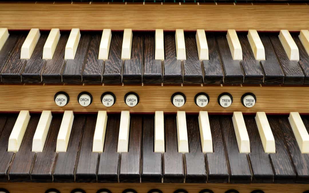 Position Available: Worship Keyboardist/Organist